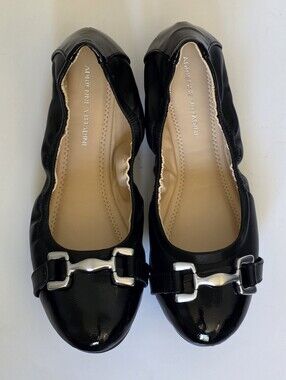 NEW Adrienne Vittadini Cadeeno Black Patent Ballet Flats - Size 7